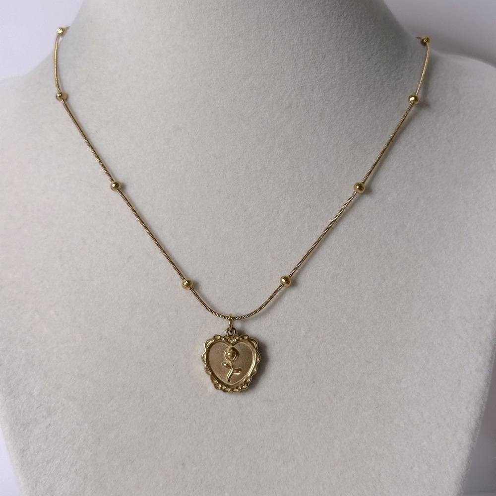 18KGP Vintage Rose Necklace